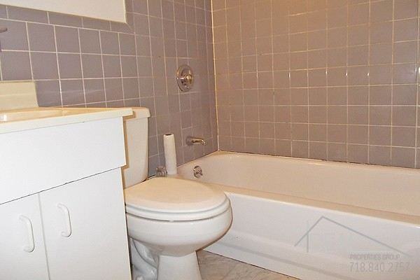 723 Union Street - Photo 3 of 9
