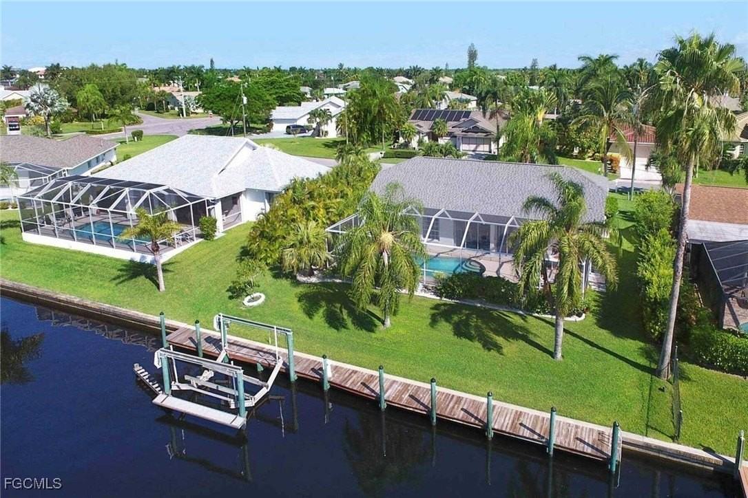 2308 Southeast 27th Street - Photo 5 of 28