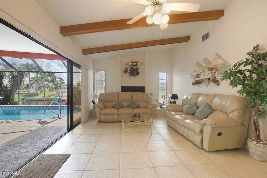 1422 Se 12th Ter - Photo 5 of 20