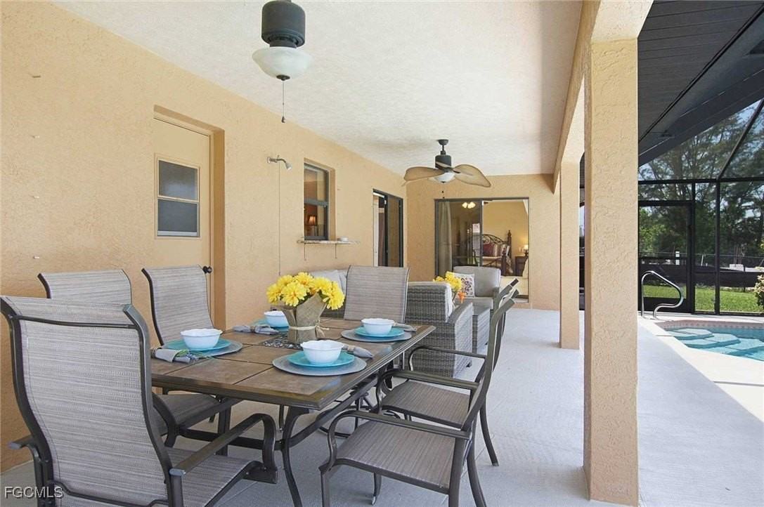 1403 Sw 40th Ter - Photo 2 of 24