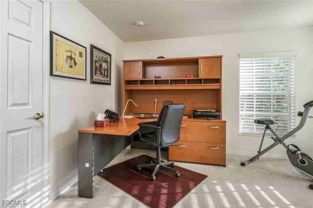 10082 Oakhurst Way - Photo 6 of 30