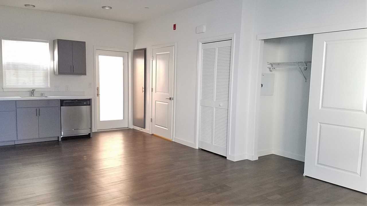 WINN PARK LOFTS - Photo 2 of 50