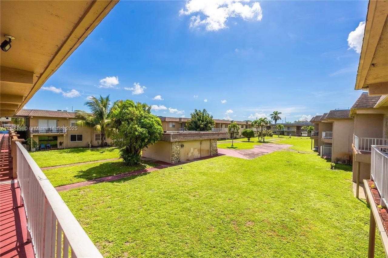 301 Nw 177th St #227