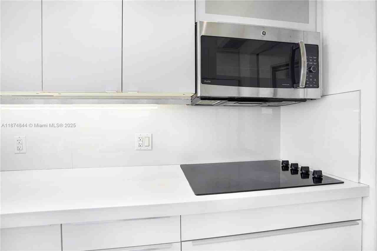 7735 Abbott Avenue #5D - Photo 6 of 36