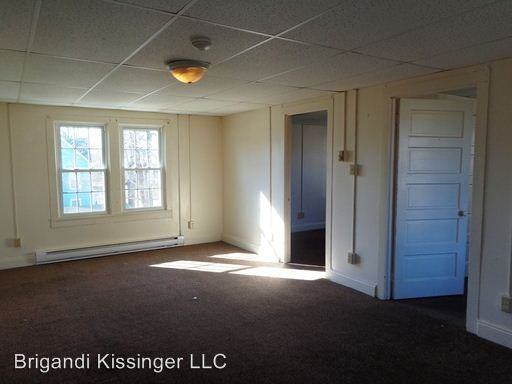 194 Main Street - Photo 3 of 8