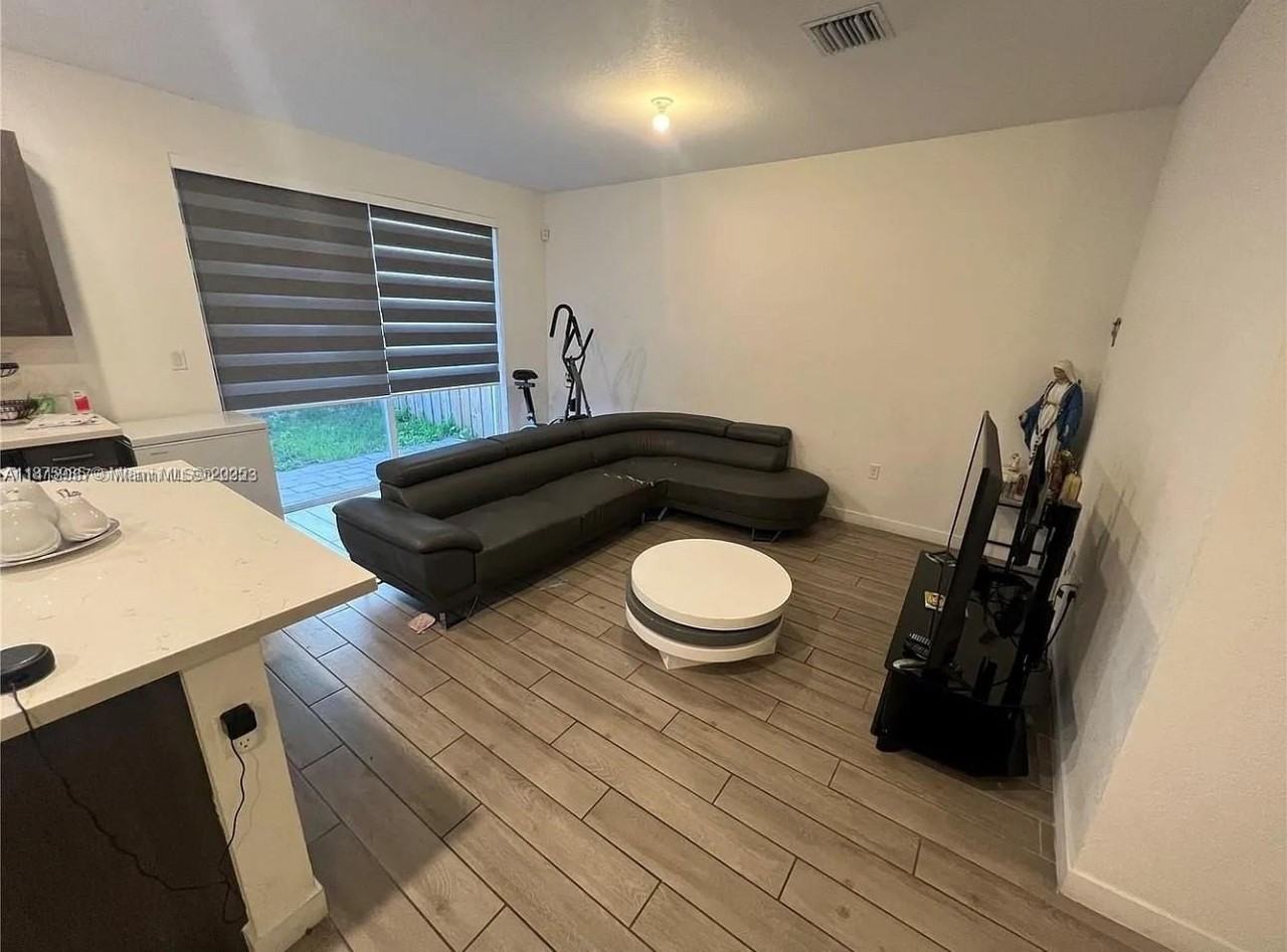 1166 Se 23rd Ave #0 - Photo 7 of 17