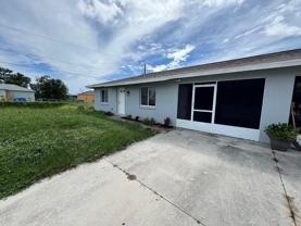 11351 Poplin Ave #B - Photo 1 of 1