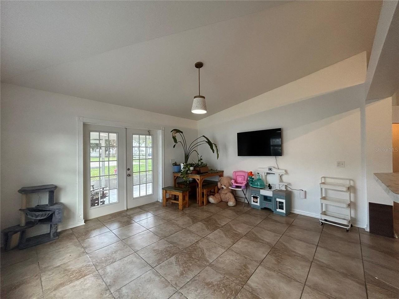 24383 Sw 8th Pl - Photo 6 of 25