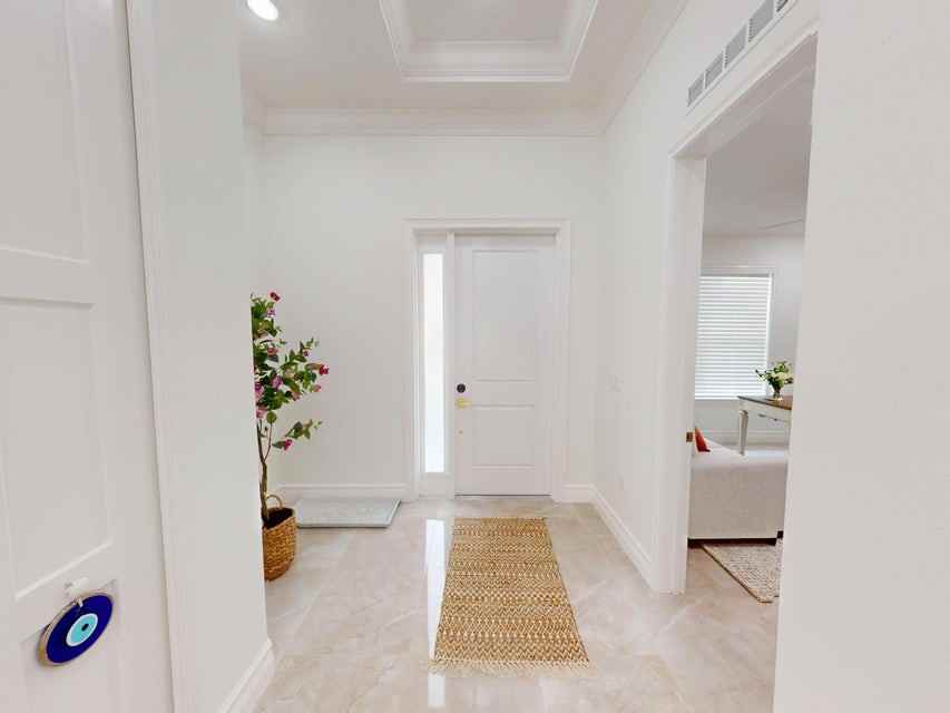 409 Sw Bradshaw Cir - Photo 5 of 8