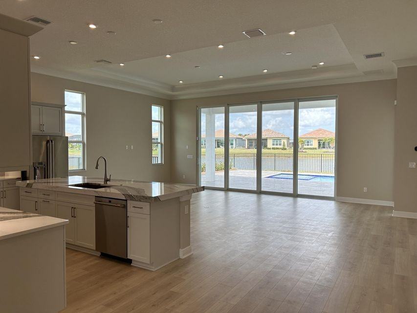 11243 Sw Pietra Way - Photo 6 of 8