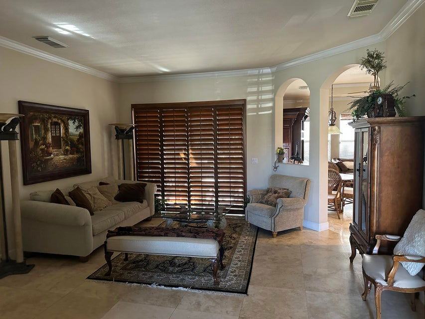 860 Sw Grand Reserves Blvd - Photo 4 of 8