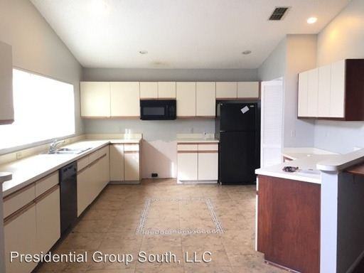 150 Abbey Hollow Dr - Photo 2 of 13