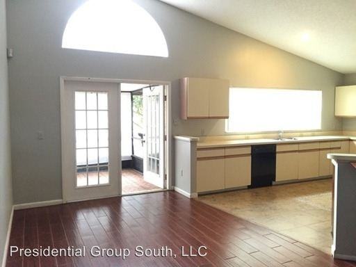 150 Abbey Hollow Dr - Photo 3 of 13