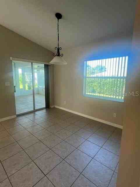 8592 Sw 60th Ct - Photo 7 of 26