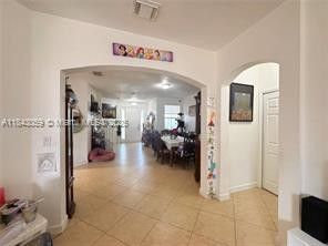 10828 Nw 85th Ter - Photo 4 of 8