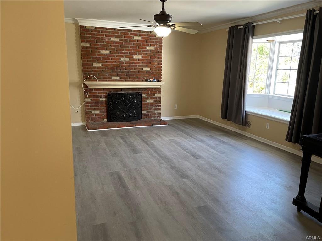 23832 Calvert St - Photo 2 of 6