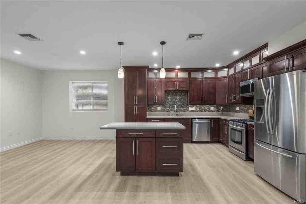 17966 Palora St - Photo 2 of 8