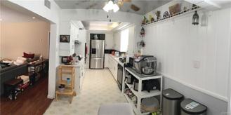 5044 Newcastle Ave - Photo 1 of 1