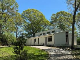 6710 Soundview Ave - Photo 1 of 1