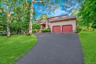 5 Bay Woods Dr - Photo 1 of 1