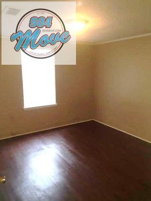 1405 Lauder Avenue - Photo 2 of 6