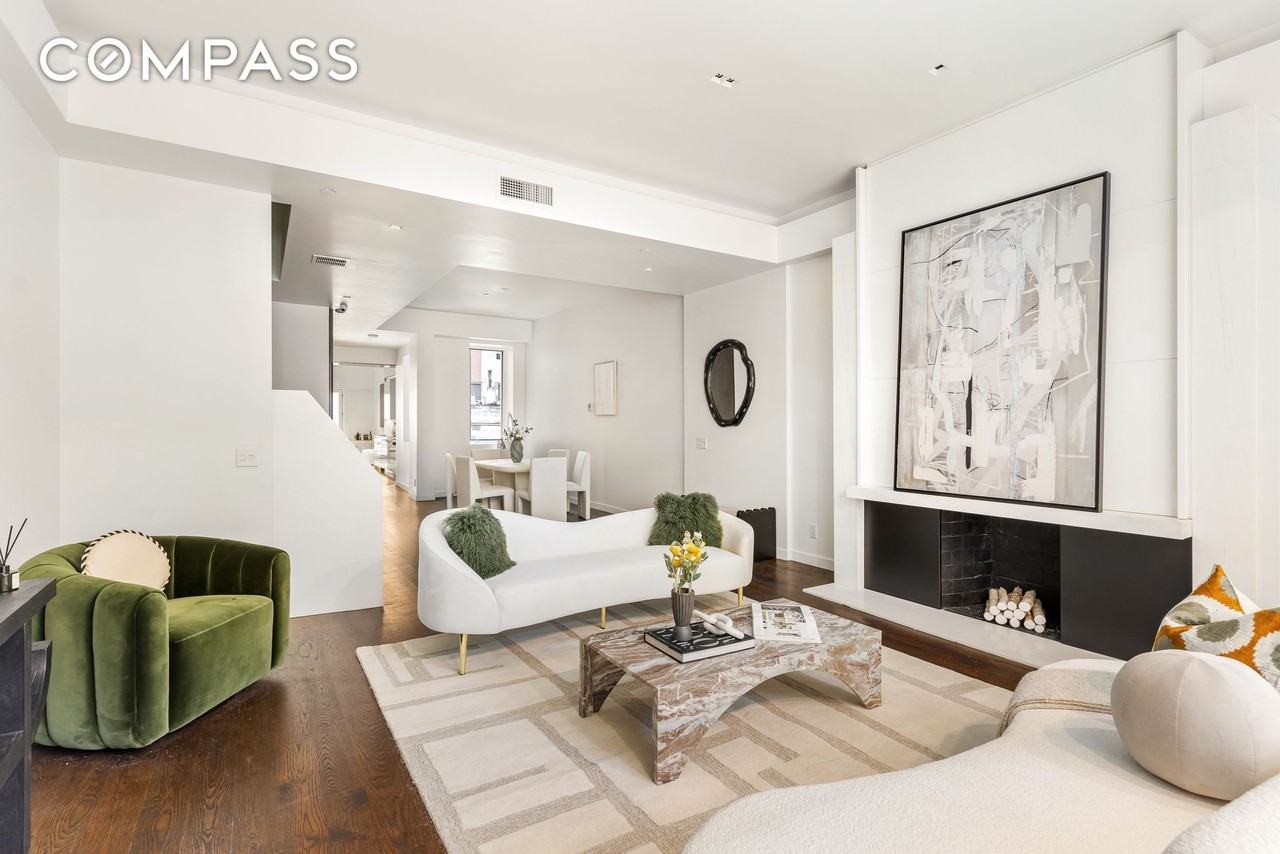 135 E 38th St - Photo 5 of 24