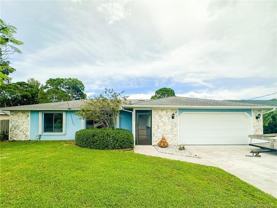 2433 Se Hallahan St - Photo 1 of 1