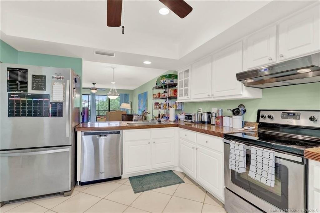 1811 Sw Palm City Rd Apt A302 #A302 - Photo 5 of 30