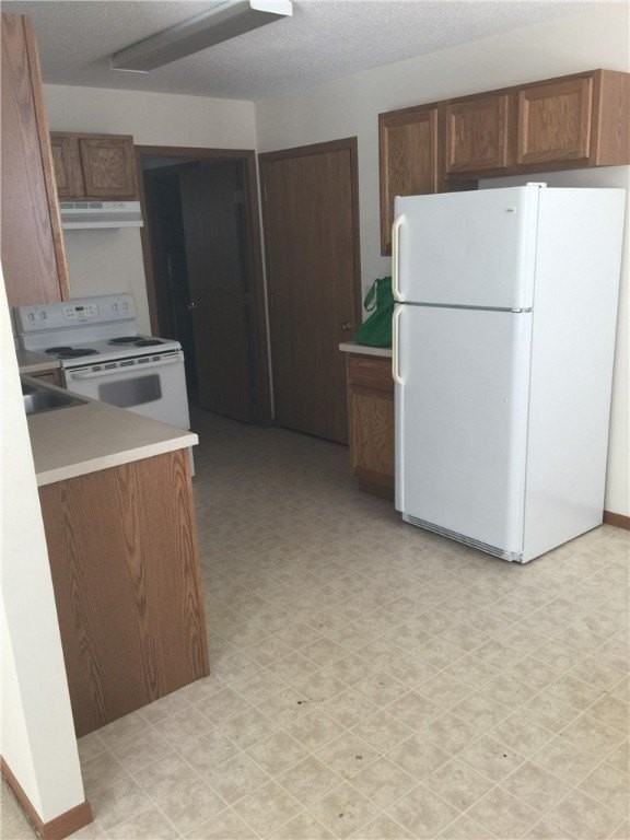 2015 Carrie Ave Apt 1 #1 - Photo 3 of 10
