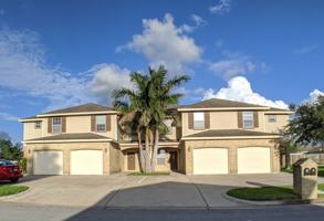 featured image of 808 W Arroyo Park Ln