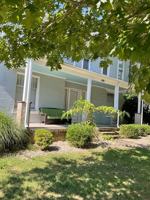 featured image of 416 E Maxwell St