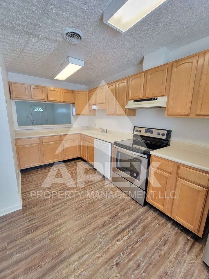 205 Telford Street #A - Photo 3 of 22