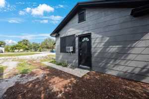 featured image of 317 N Highland Ave