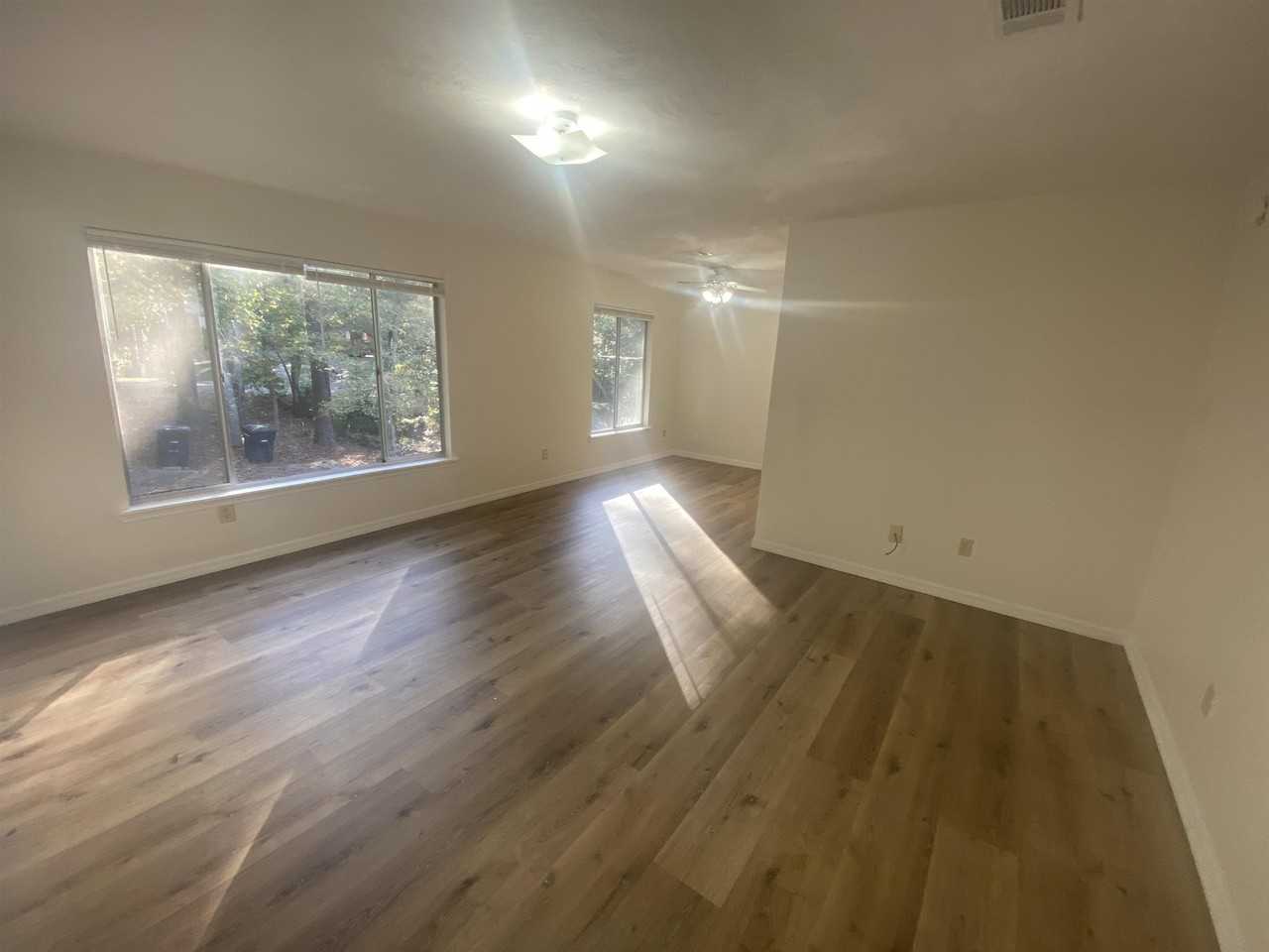 2220 Claremont Ln Apt B #B - Photo 3 of 19