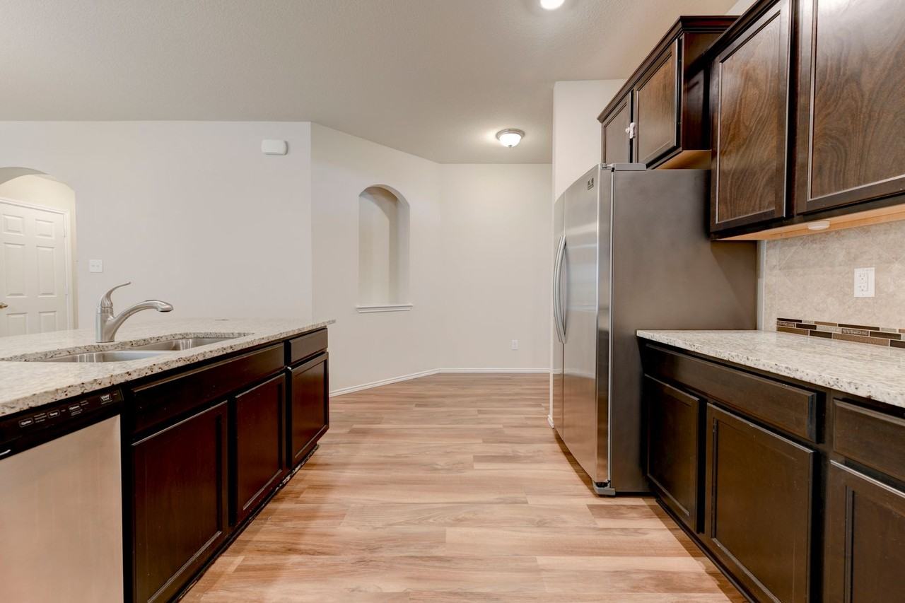 2016 Wood Duck Ct - Photo 4 of 27