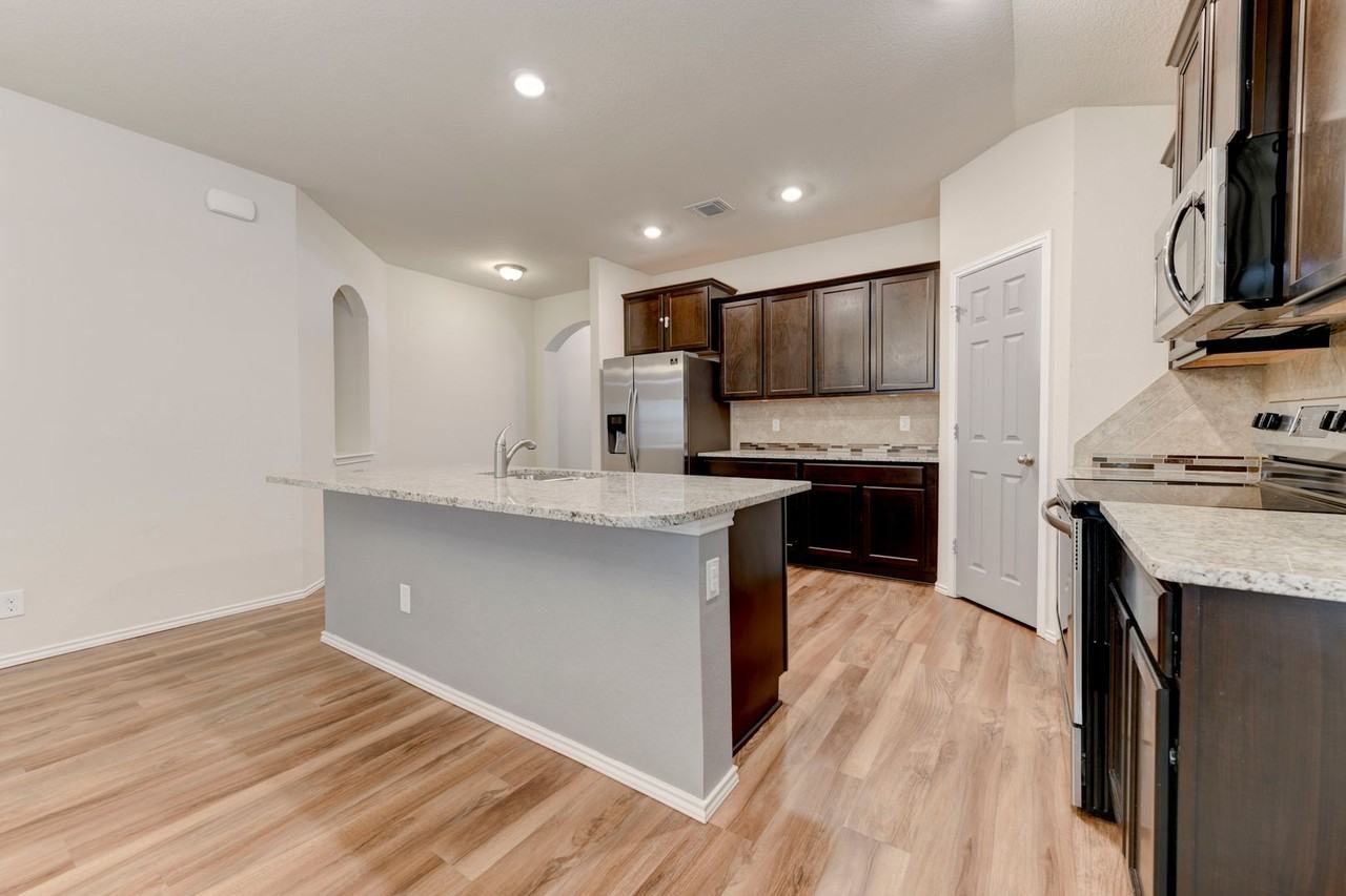 2016 Wood Duck Ct - Photo 5 of 27