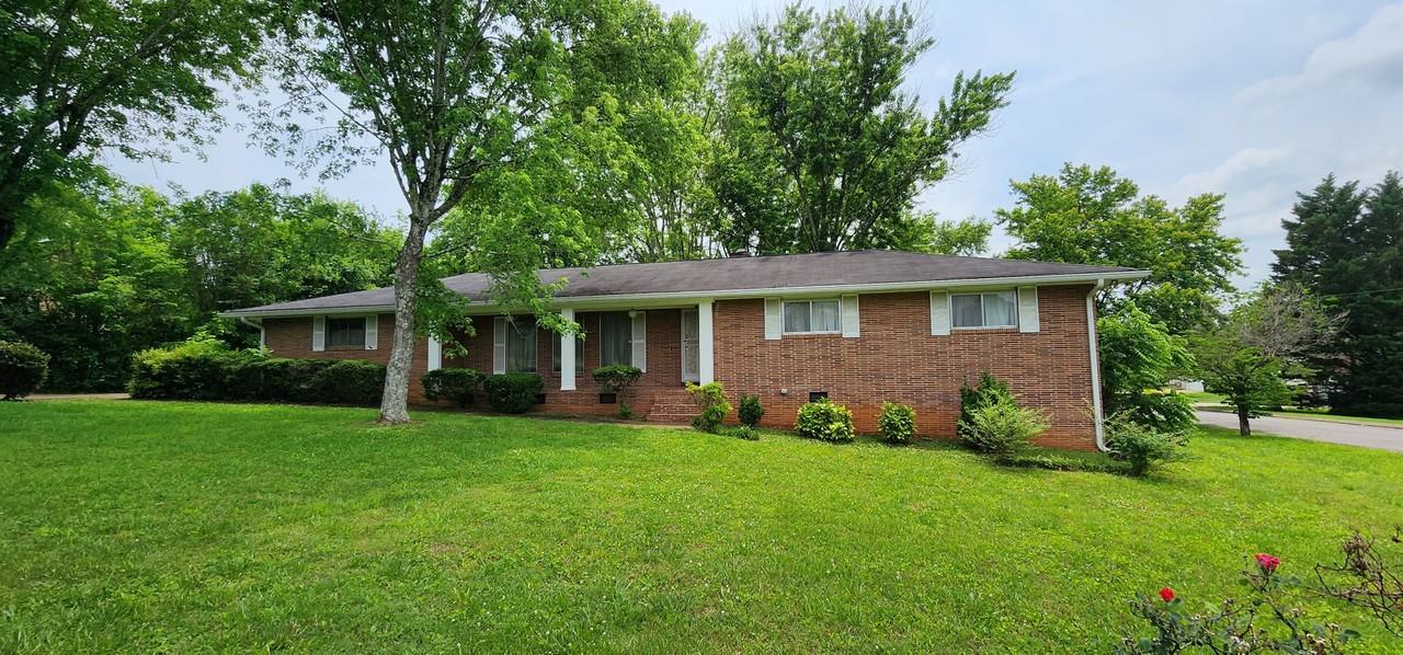 6836 Bacon Ln - Photo 3 of 19