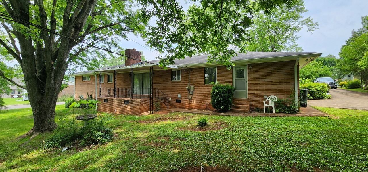 6836 Bacon Ln - Photo 5 of 19