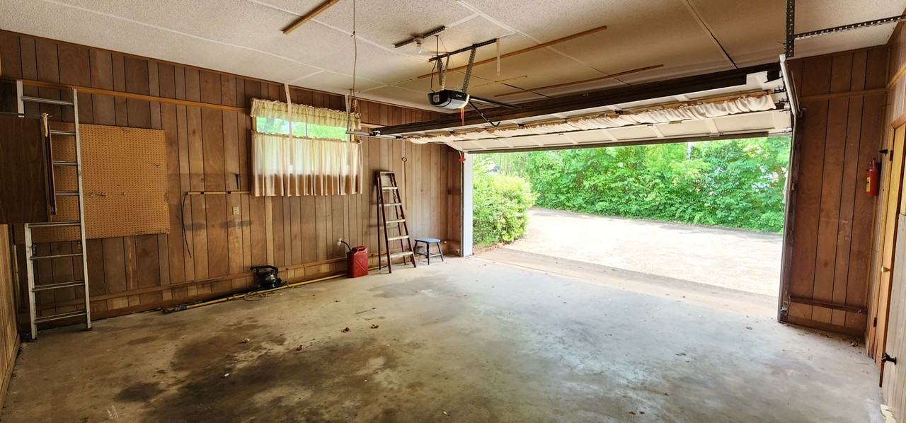 6836 Bacon Ln - Photo 7 of 19