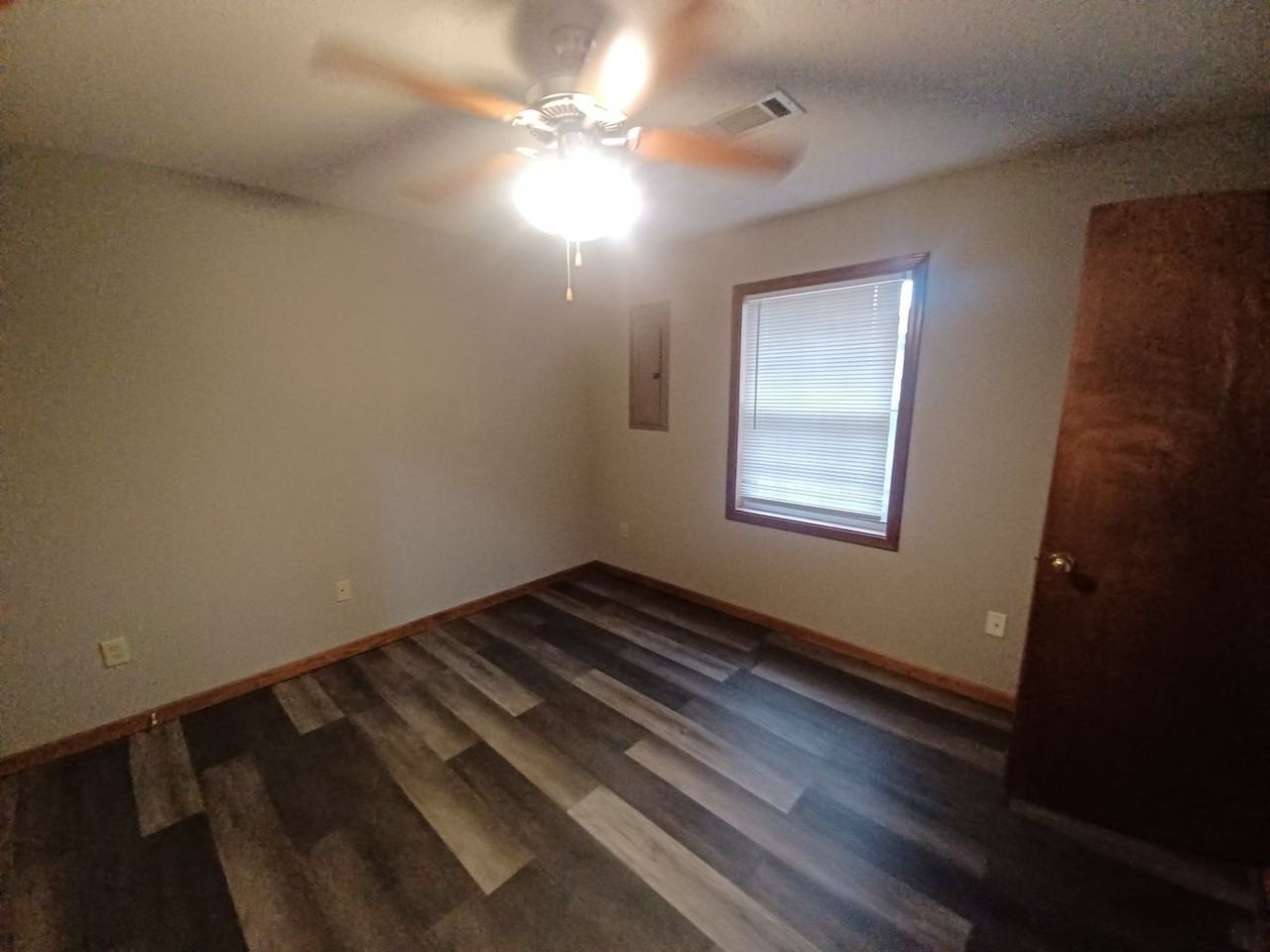 1204 Jeannie St #A - Photo 6 of 7