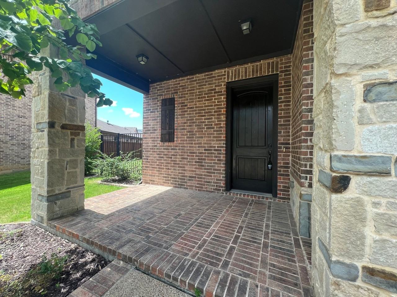 1030 Lone Ivory Trl - Photo 3 of 37