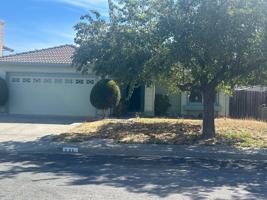 featured image of 230 Catalina Way