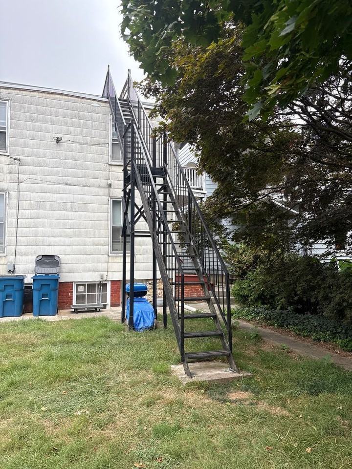 1422 W Philadelphia St 3rd Fl - Photo 3 of 15