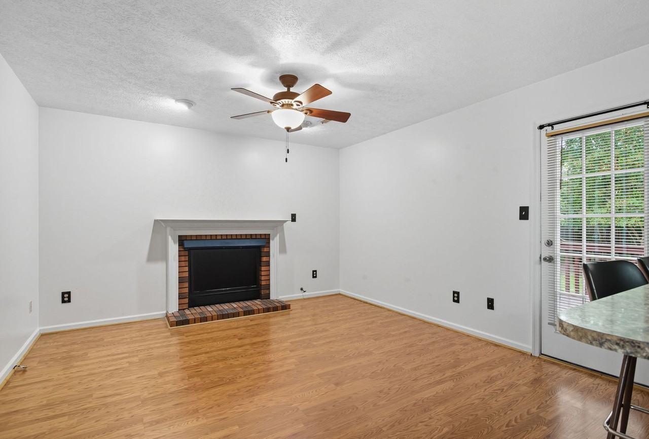 40 Westview Dr - Photo 6 of 23