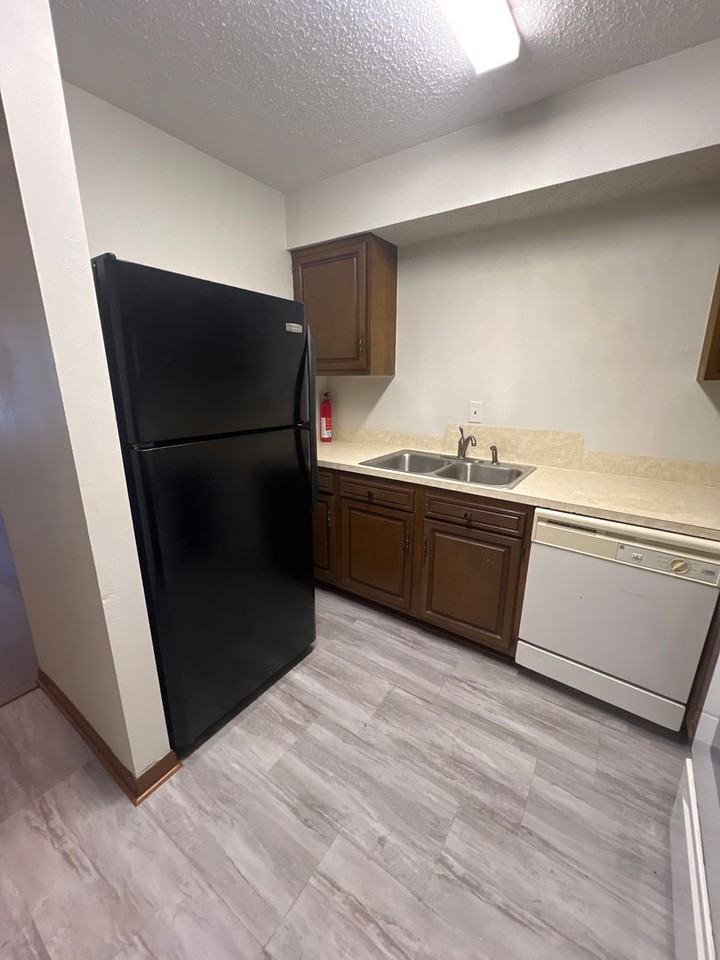 3801 Kirkman Street #2 - Photo 4 of 8