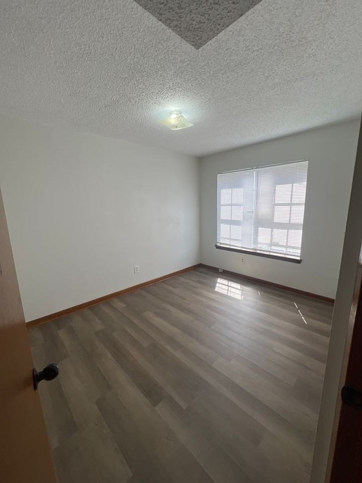 3801 Kirkman Street #2 - Photo 6 of 8