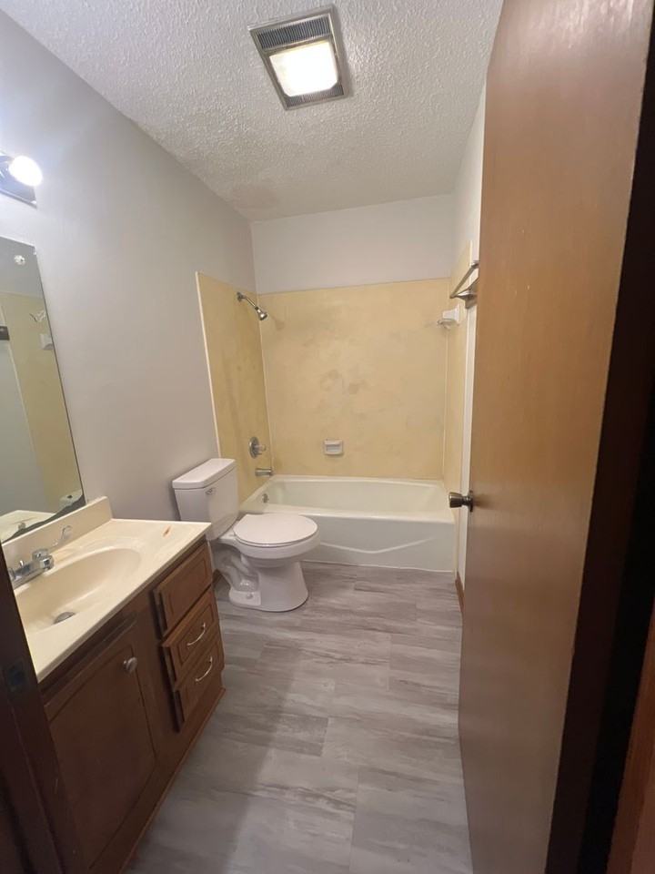 3801 Kirkman Street #2 - Photo 7 of 8