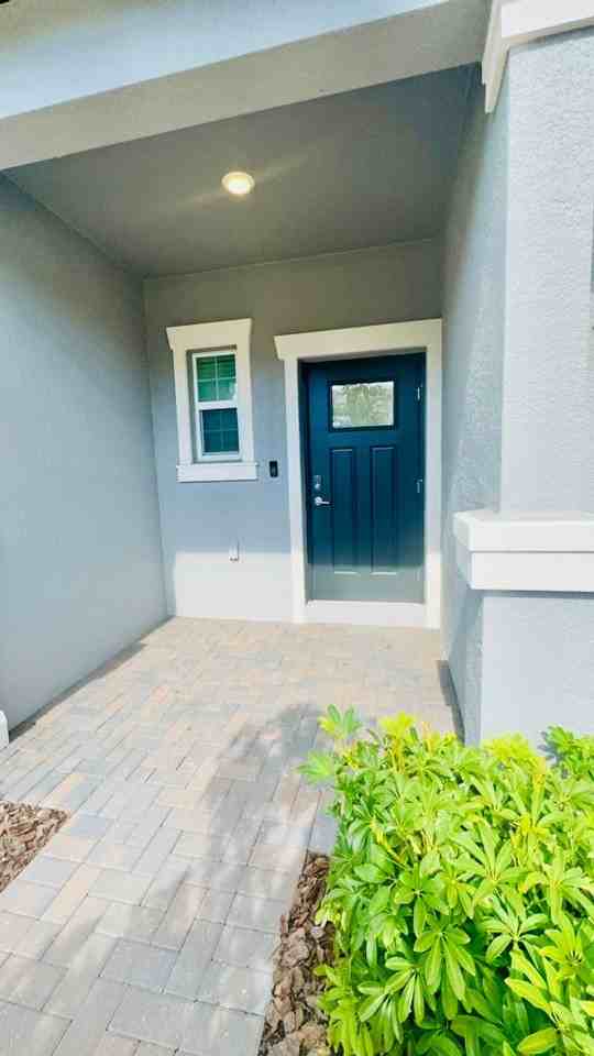 8926 Gallantree Pl - Photo 3 of 39