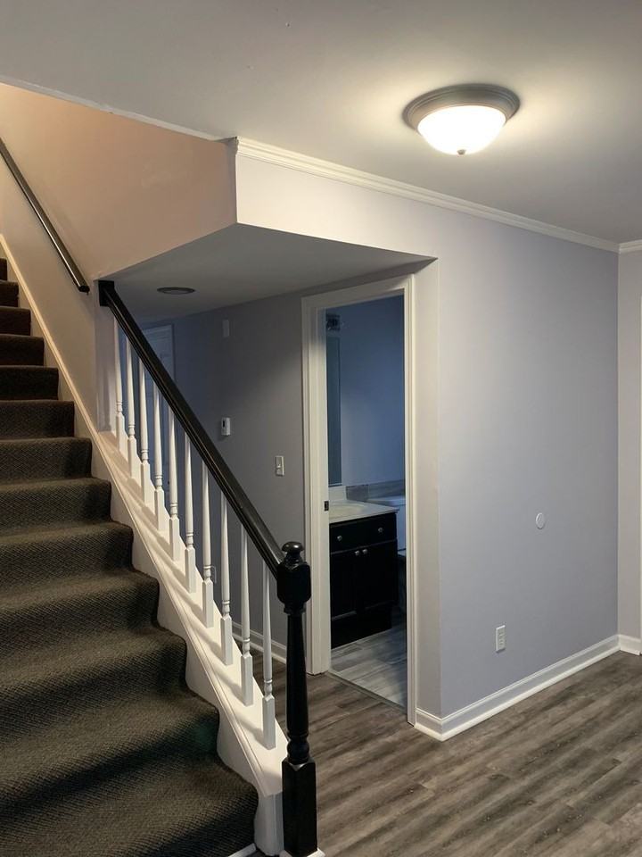 9217 73rd St - Photo 3 of 18