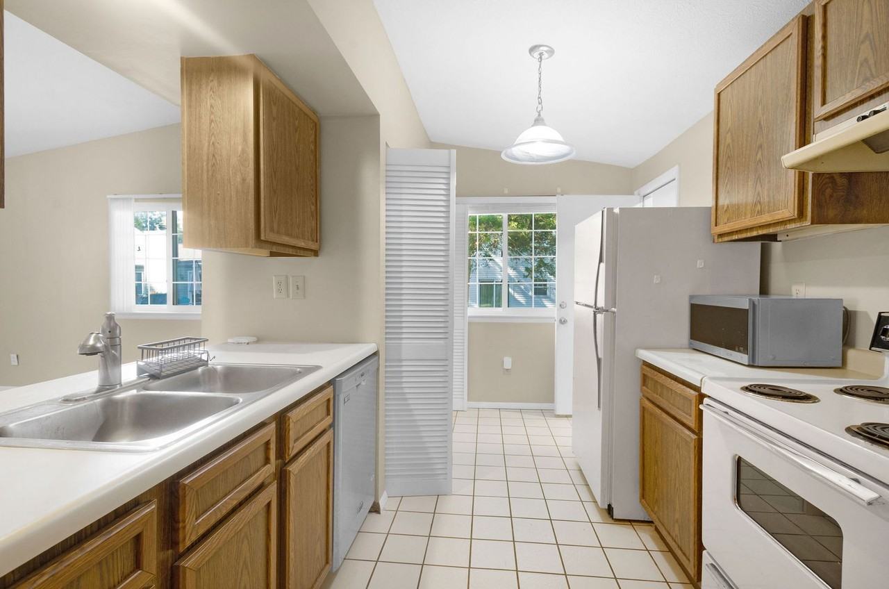 916 Fluvanna Rd - Photo 3 of 14